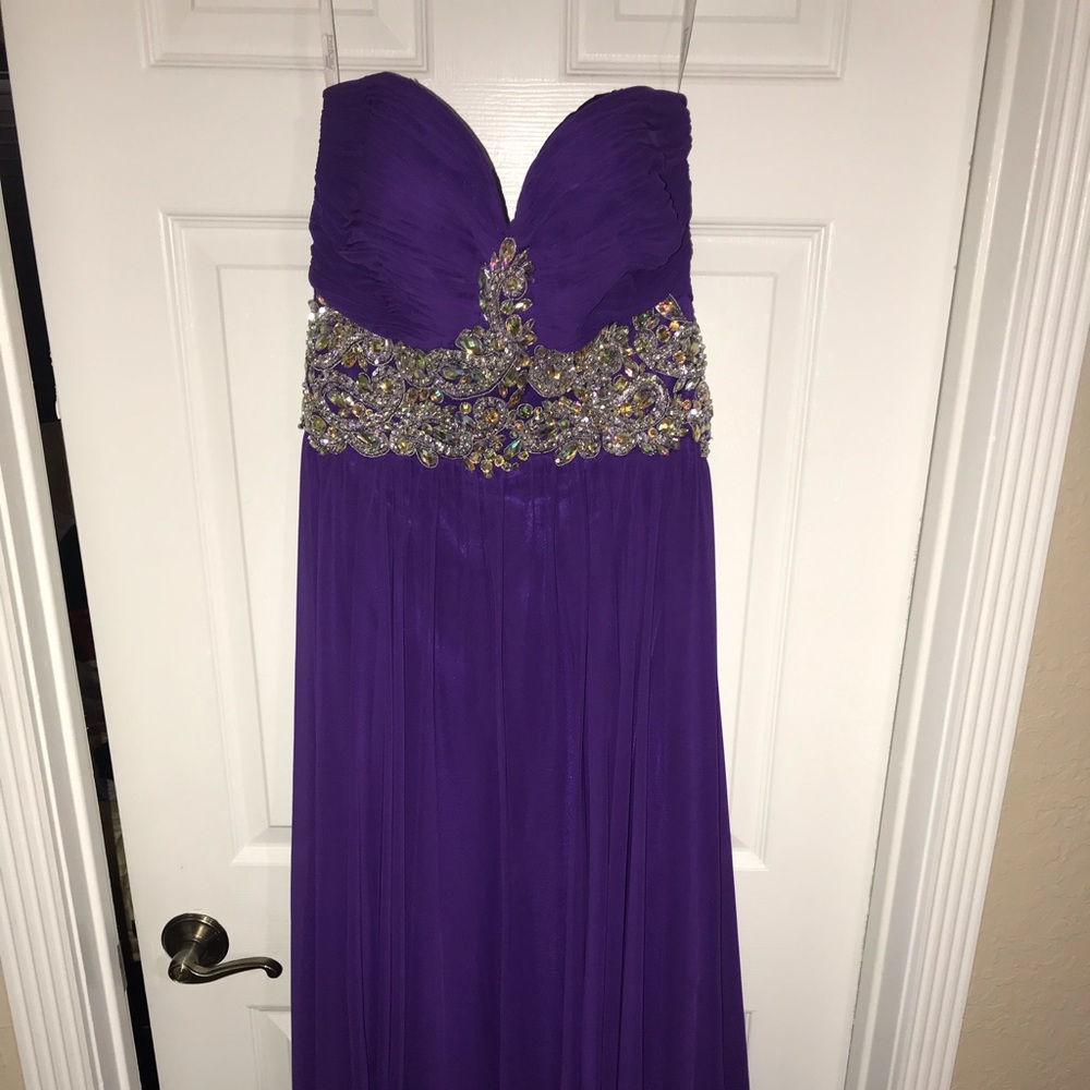 Tony Bowls - Formal Dress
